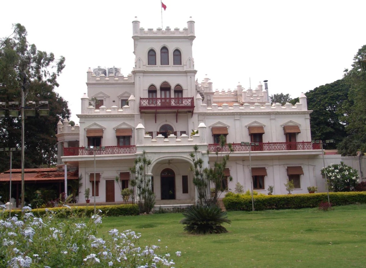 Royal Retreat: The Unmatched Benefits of Jayamahal Palace Hotel